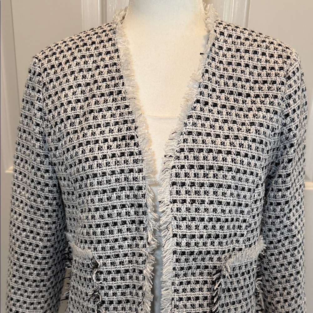 Chic Neiman Marcus Black & White Tweed Jacket Size M